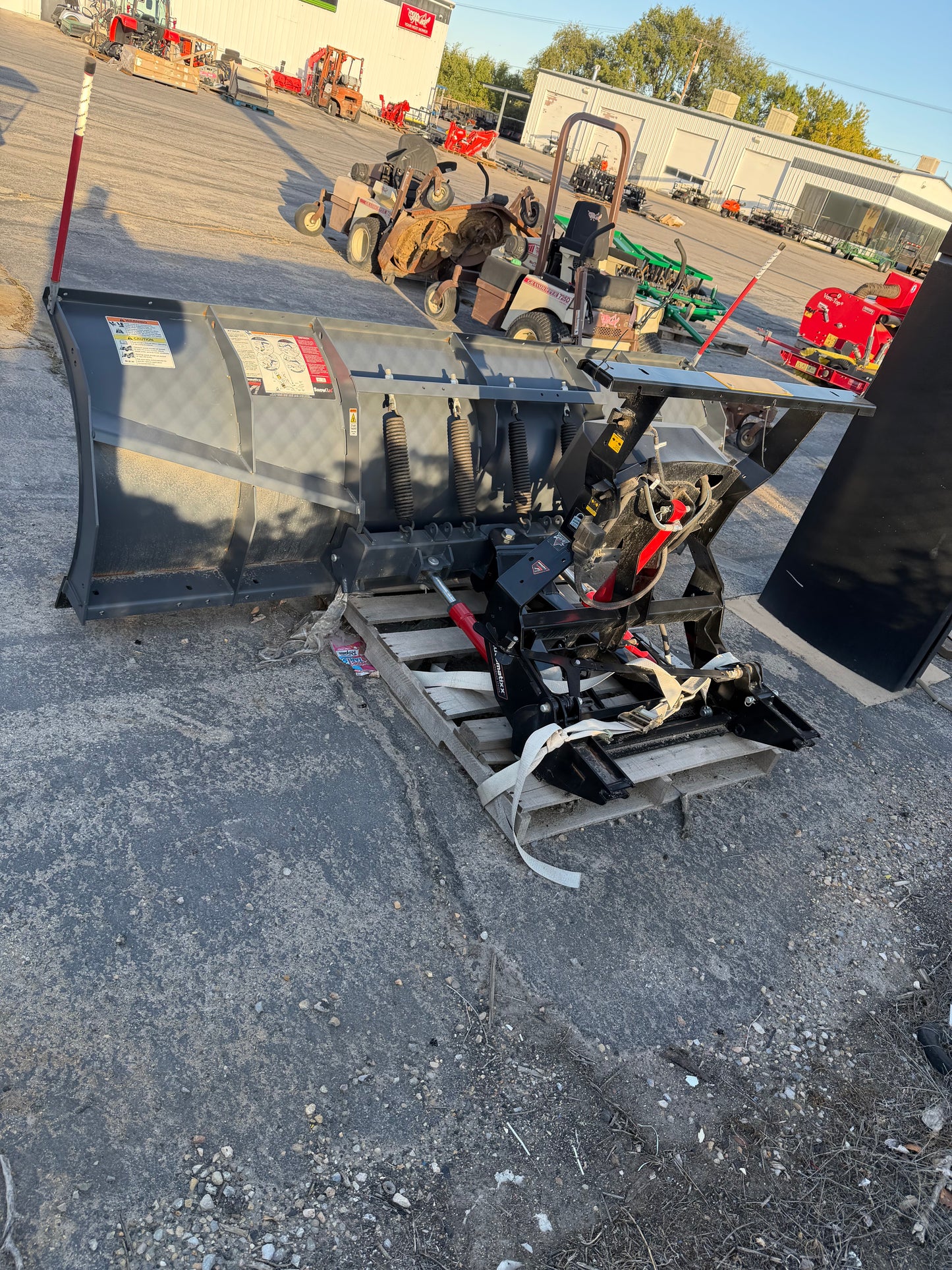 Snow-ex 8600 series plow