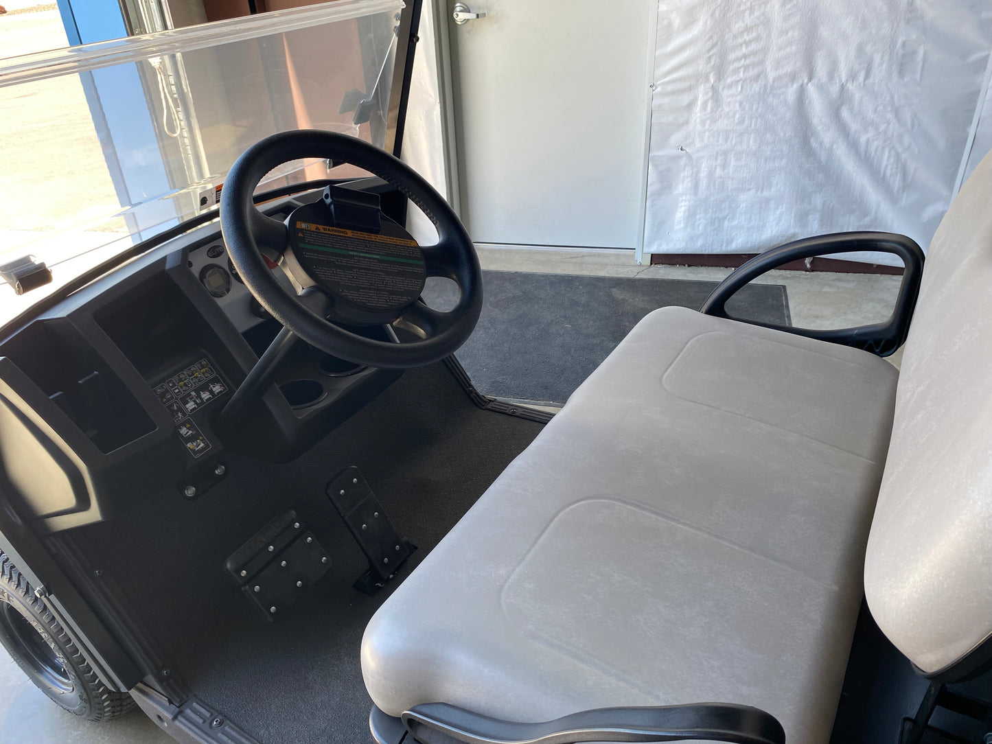 Cushman Shuttle 2+2