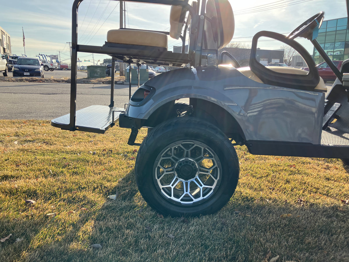 2018 EZGO TXT GOLF CART lifted with lithium