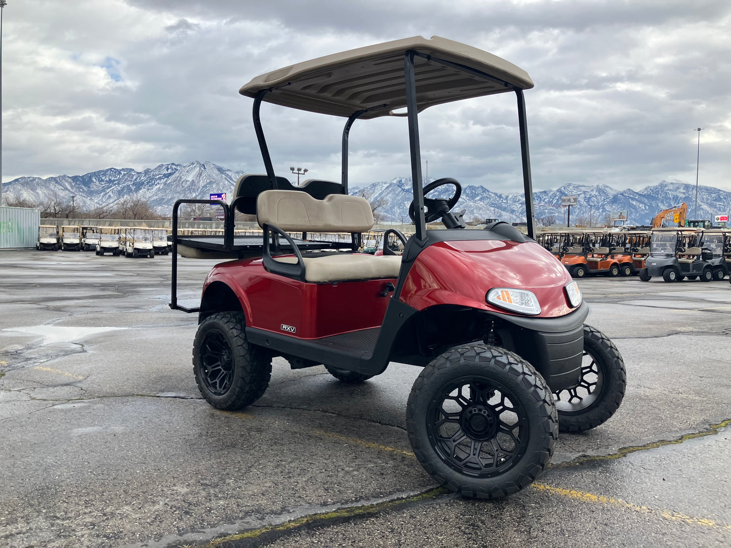 2018 EZGO RXV GOLF CART - Gas