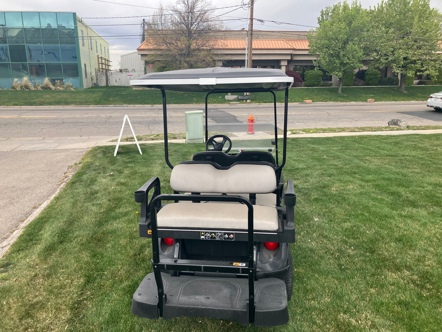 2024 Cushman Shuttle 6 - Lithium