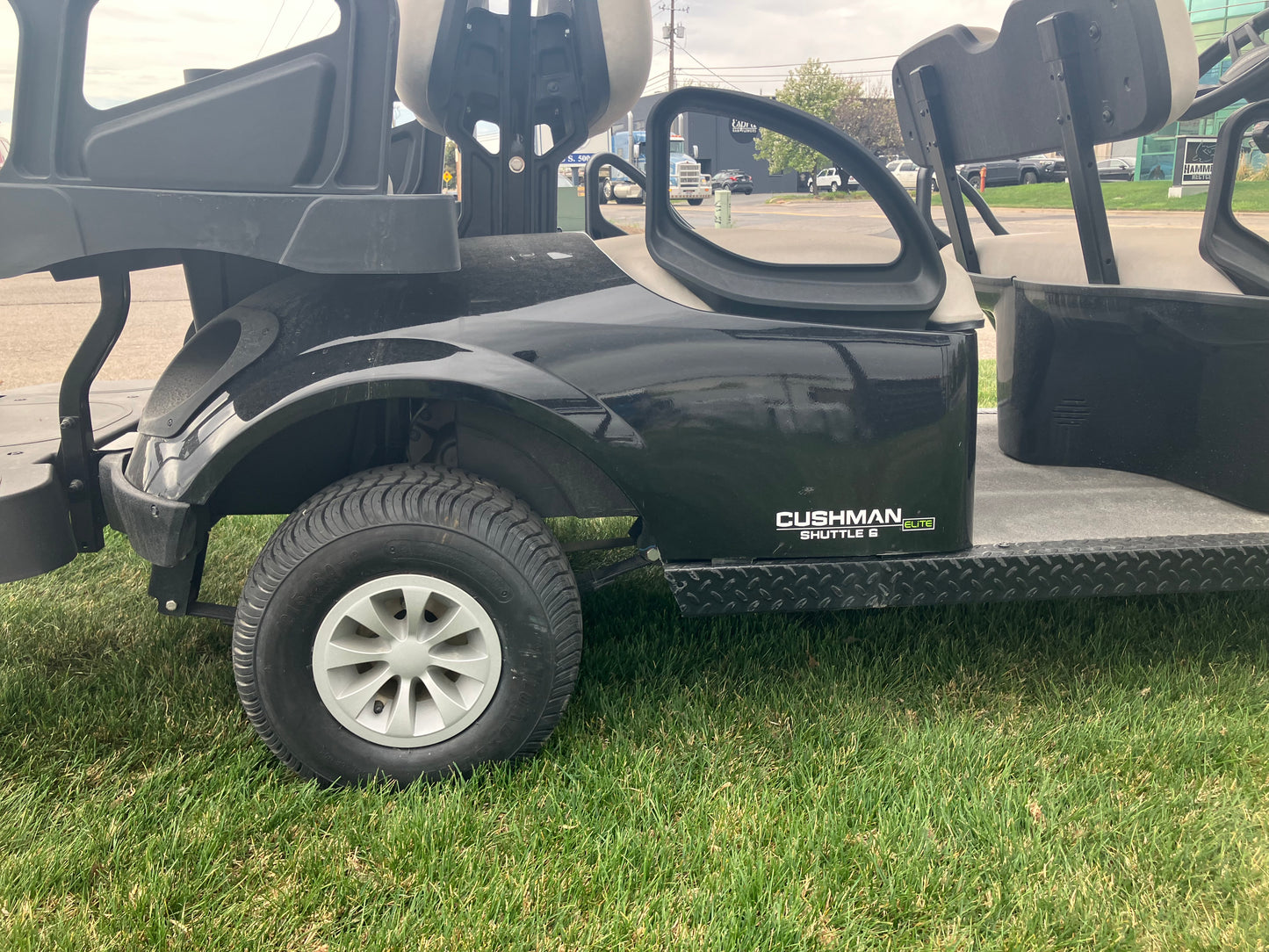 2024 Cushman Shuttle 6 - Lithium
