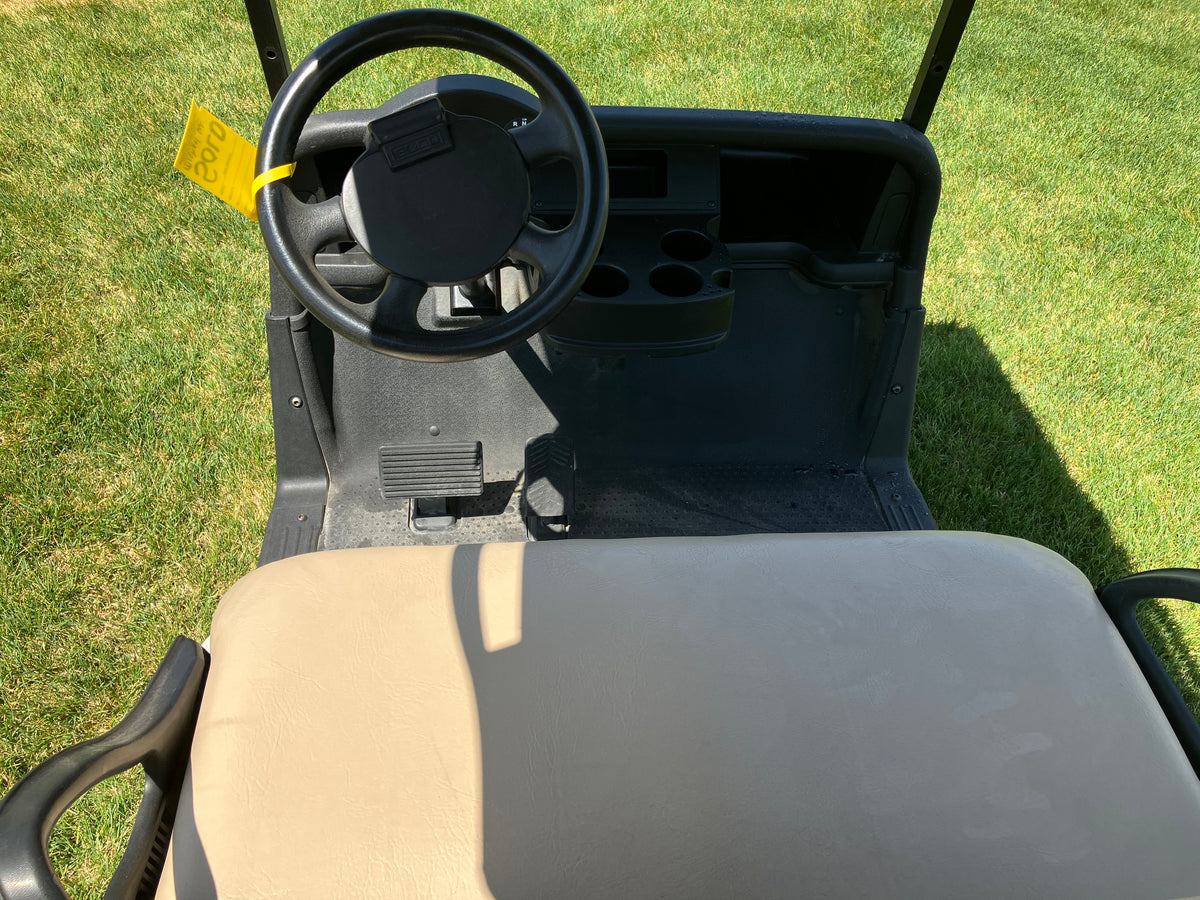EZGO RXV ELITE GOLF CART WITH CARGO BOX