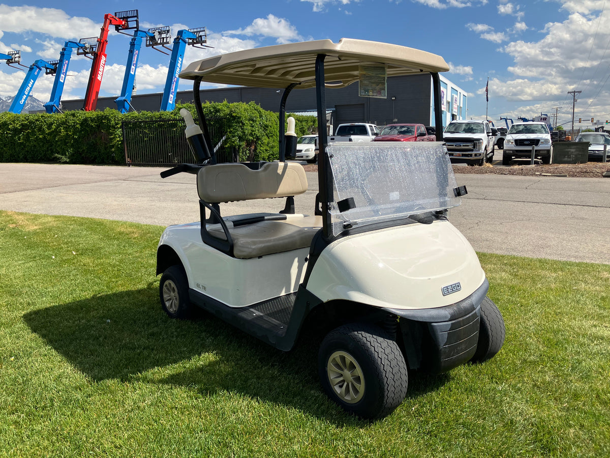 2022 EZGO RXV ELITE