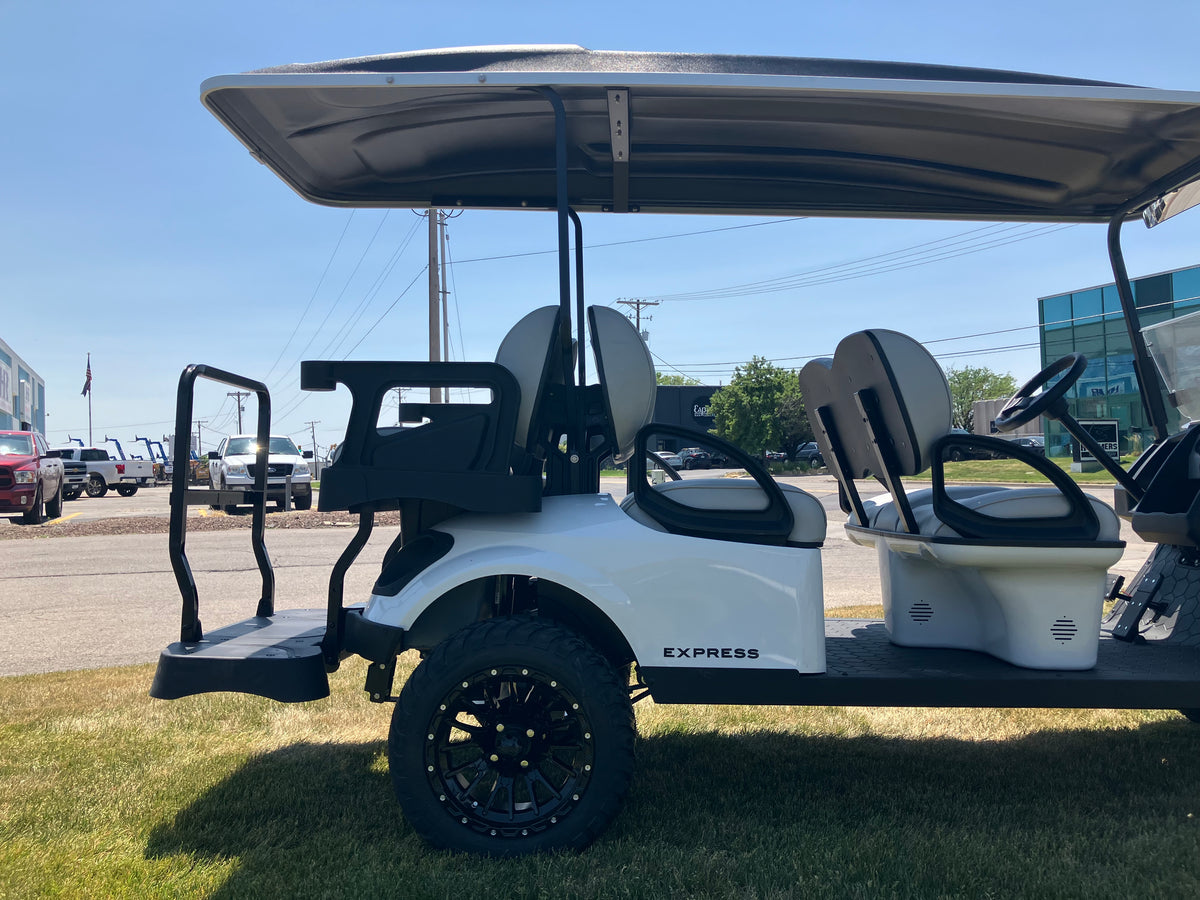 2025 EZGO EXPRESS 6