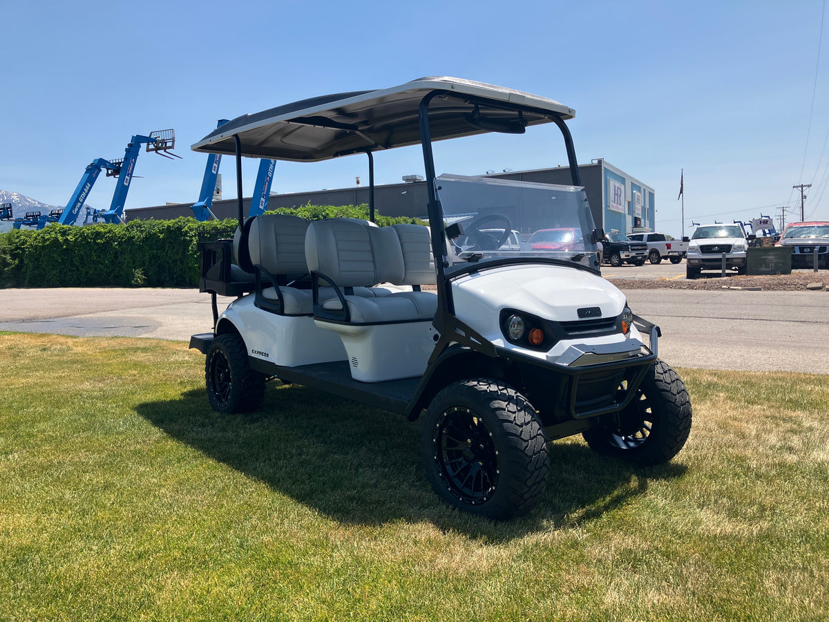 2025 EZGO EXPRESS 6