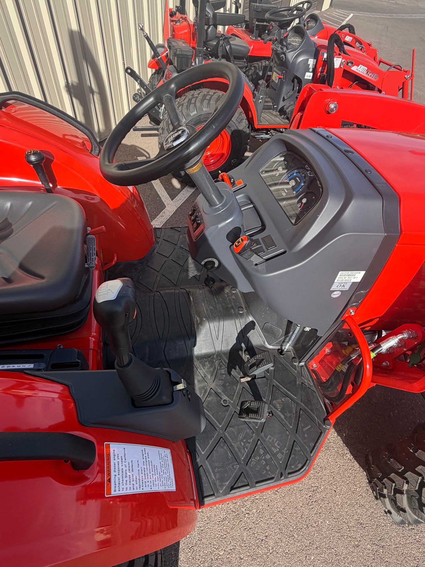 KIOTI DK5320SE HST **0% FINANCING AVAILABLE**