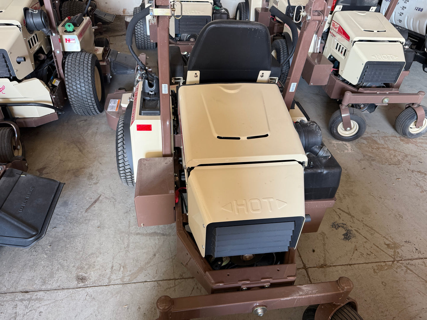 Grasshopper 725DT with 25 HP Diesel Engine & 3661 61" PowerFold® Deck