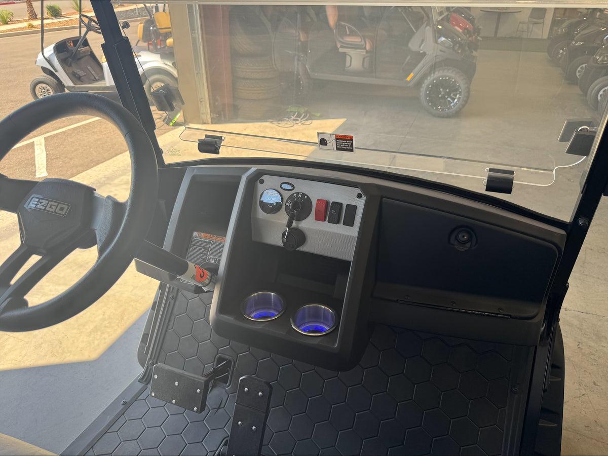 2025 EZGO EXPRESS 6 ELiTE LIFTED