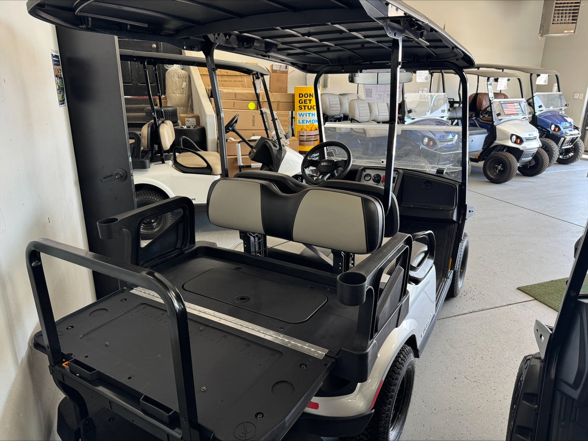 2025 EZGO EXPRESS 4 GAS