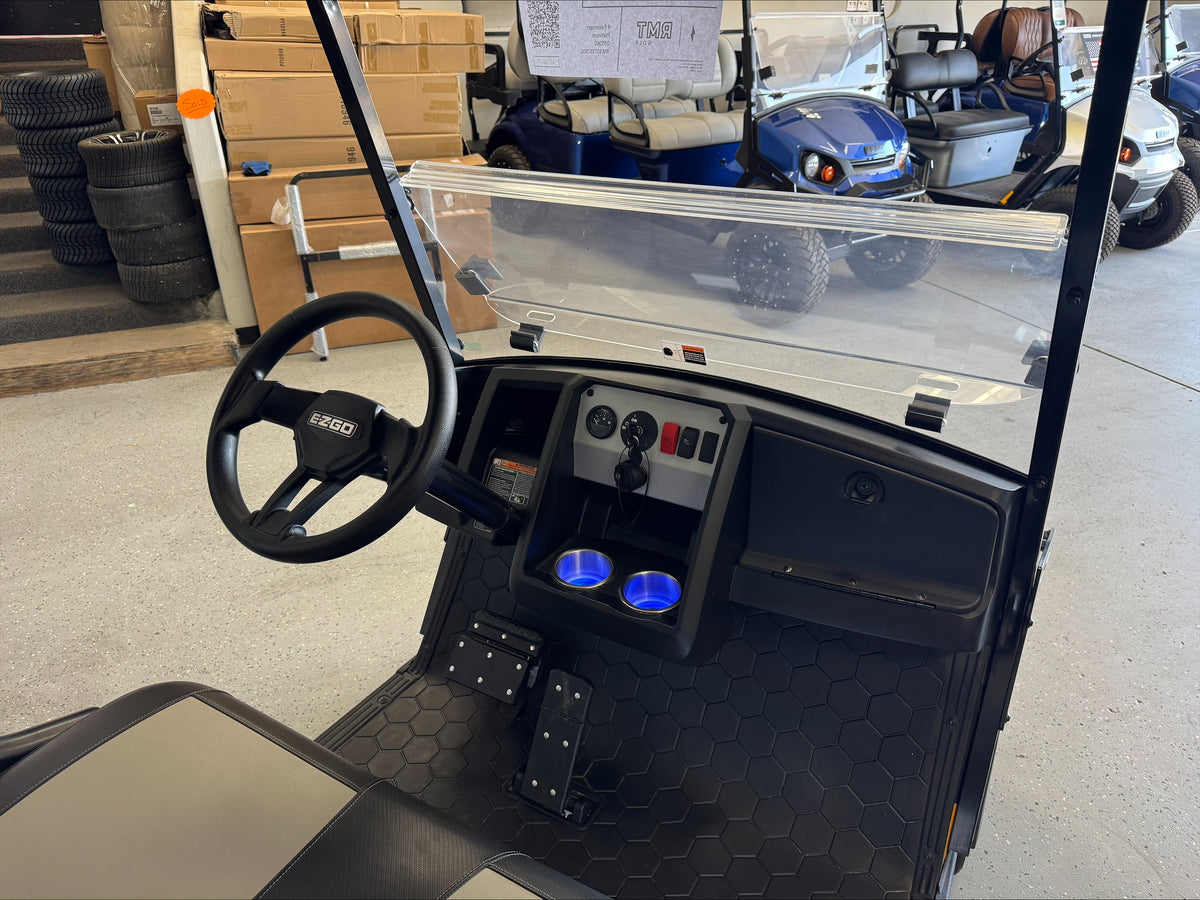 2025 EZGO EXPRESS 4 GAS