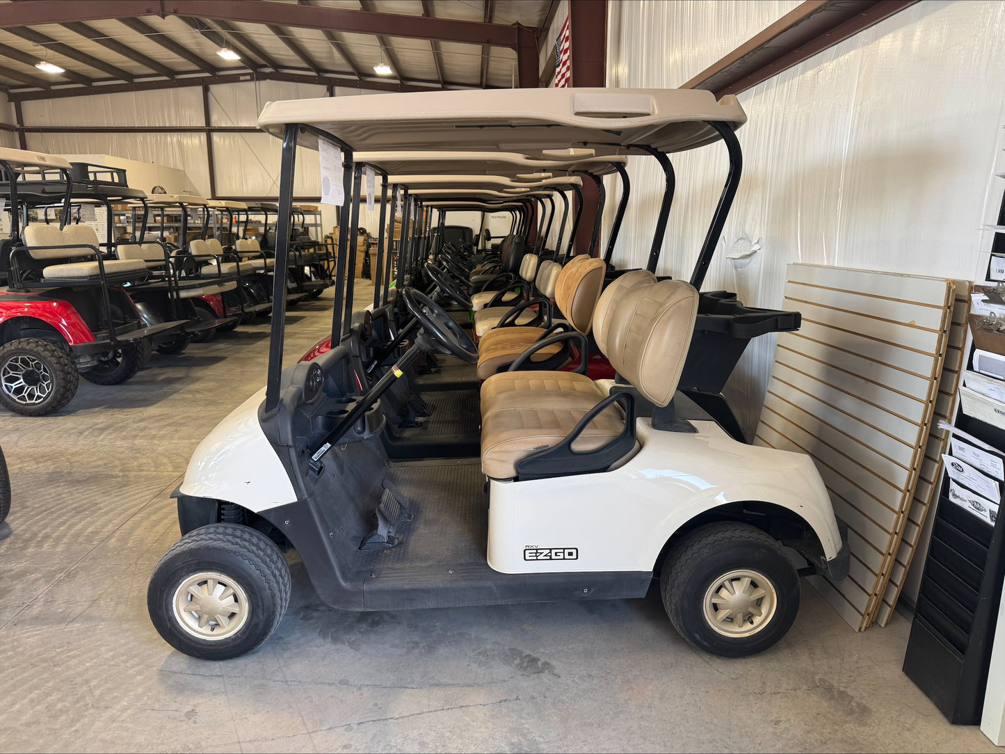 2018 EZGO RXV ELiTE GOLF CART