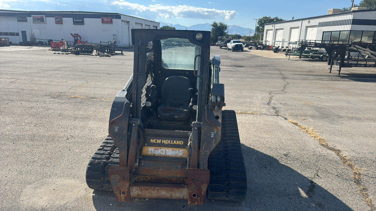 C232 New Holland Track Loader
