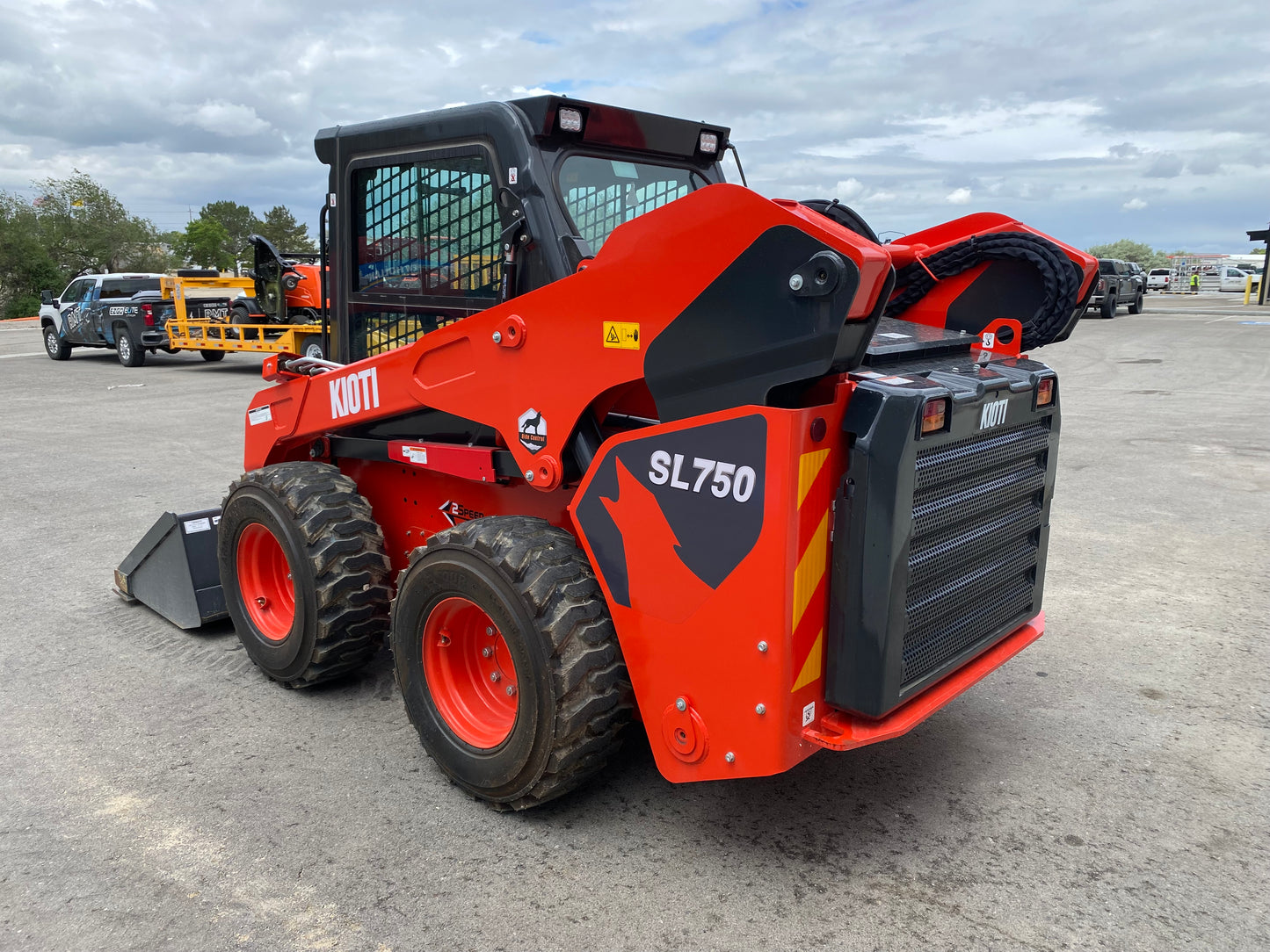 KIOTI SL750 SKIDSTEER (2k discount through July)