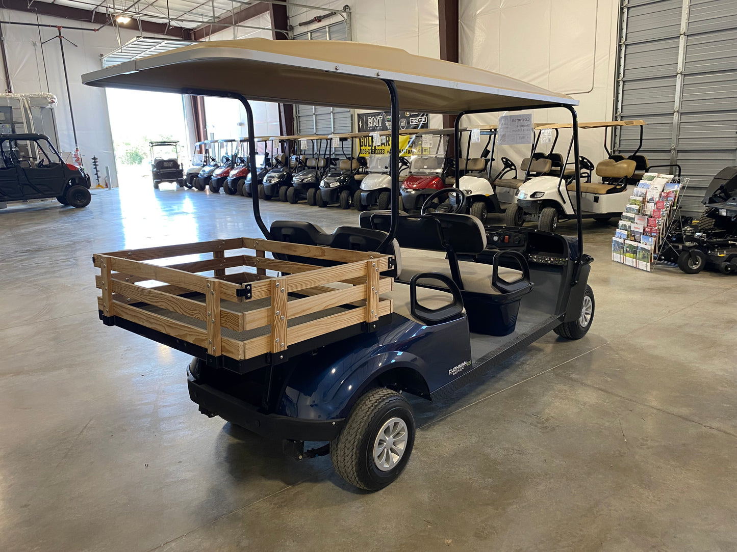 Cushman Shuttle 4 Elite
