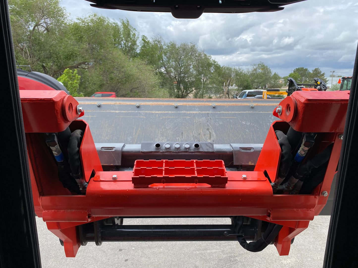 KIOTI SL750 SKIDSTEER (2k discount through July)