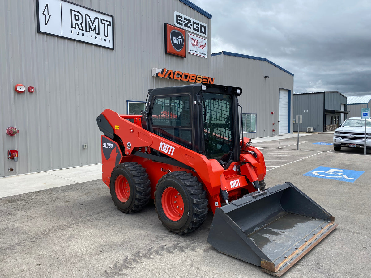 KIOTI SL750 SKIDSTEER (2k discount through July)