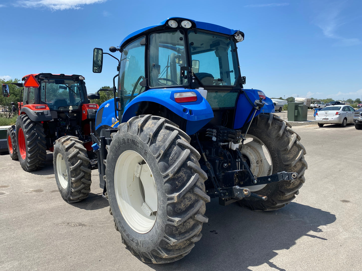 New Holland TS6.120