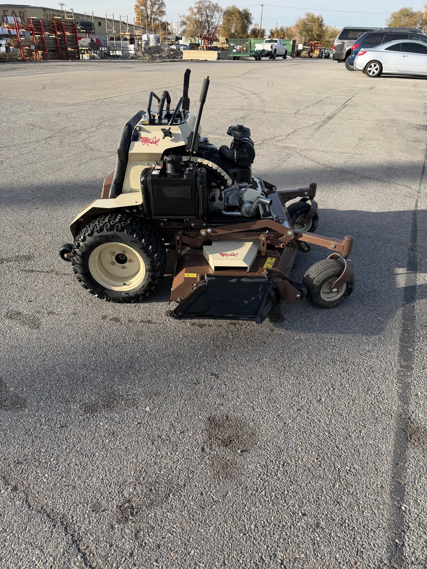 New grasshopper stand-on (61” deck)