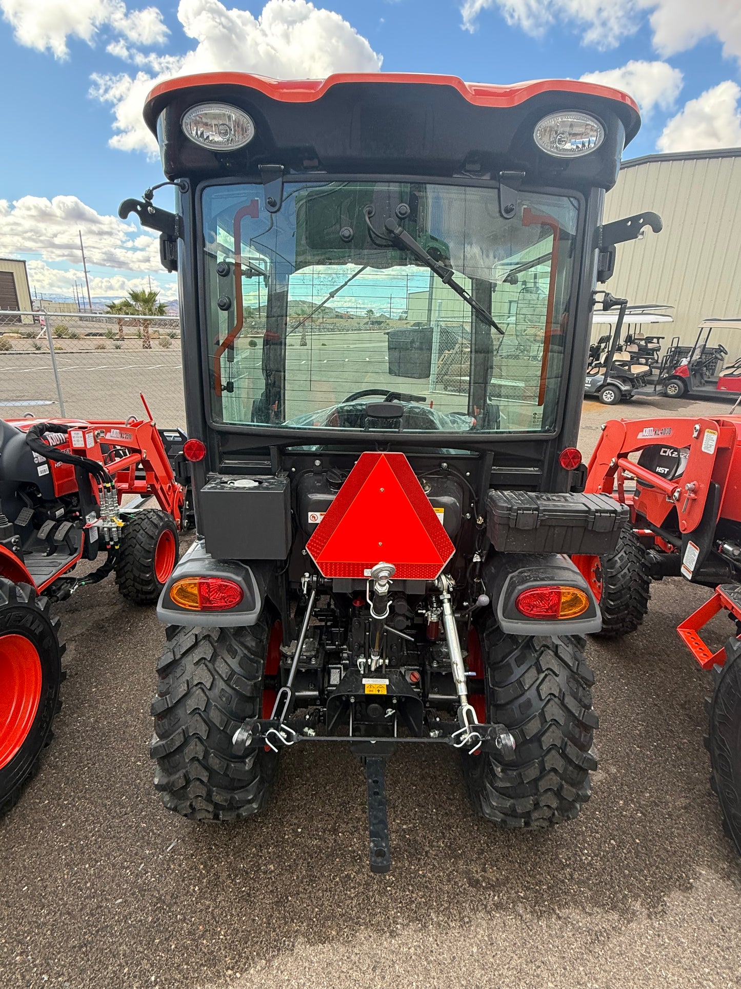 Kioti CX2510 HST Cab *** 0% financing available***