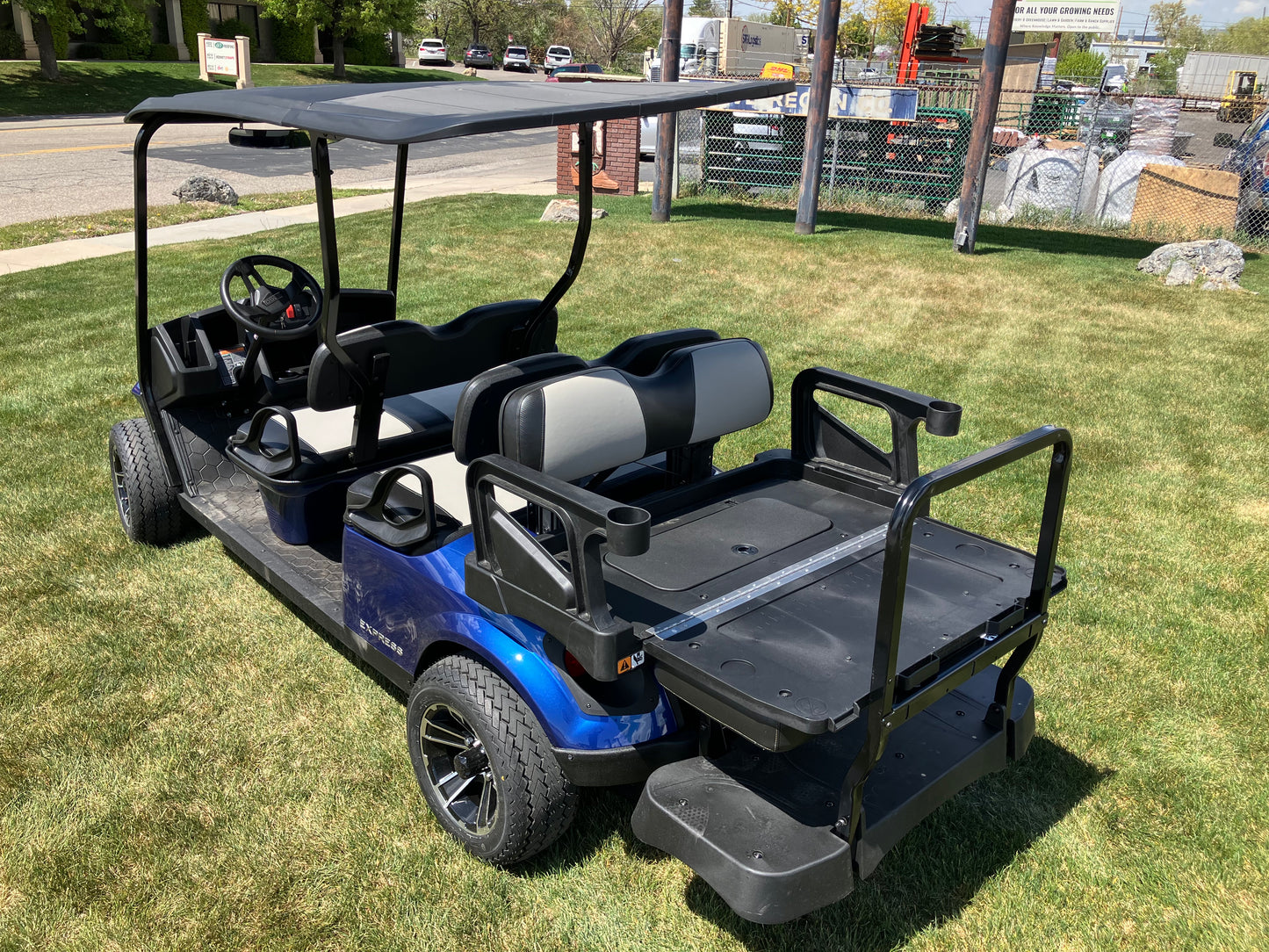 SOLD - 2025 EZGO EXPRESS 6 gas
