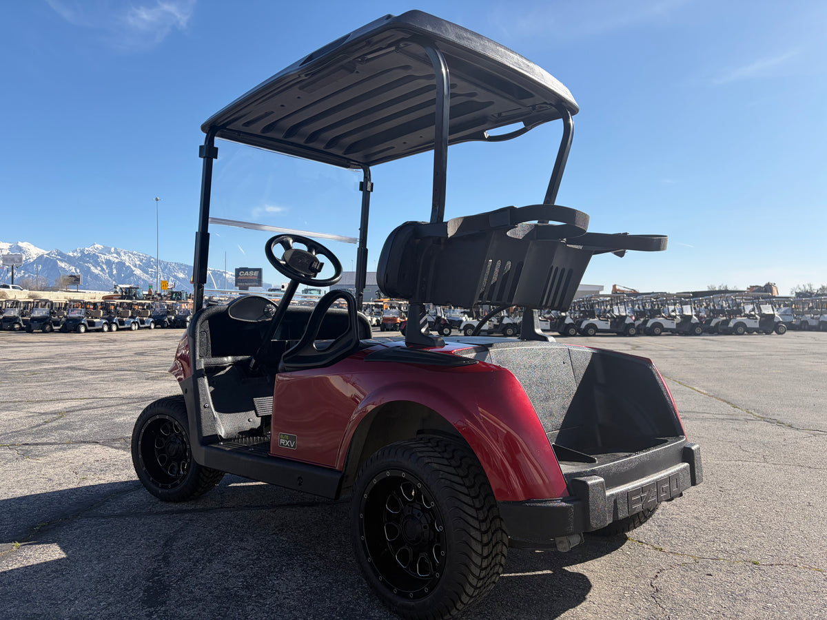 2021 EZGO RXV Elite golf cart with Lithium battery