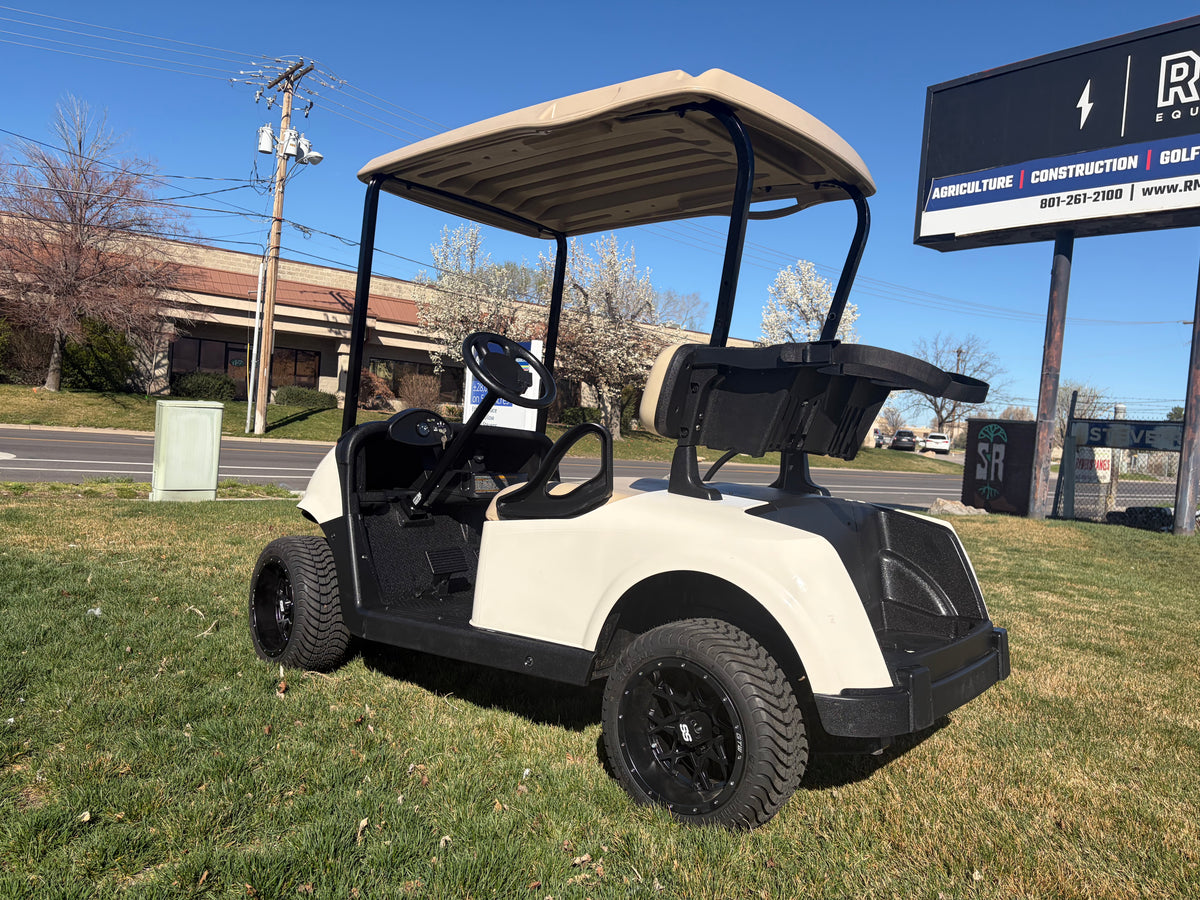 2022 EZGO RXV Elite with Lithium battery