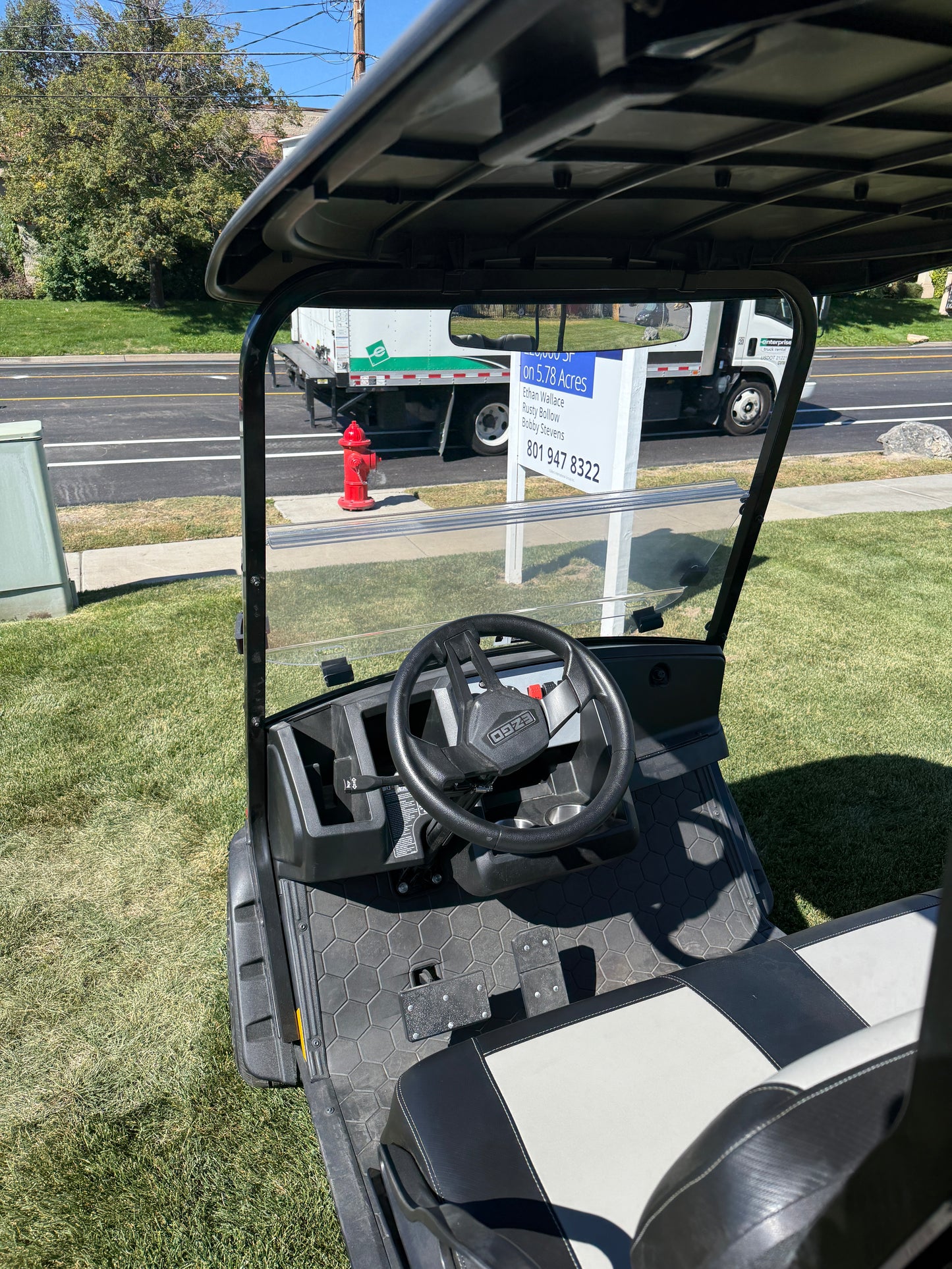 2025 E-Z-GO Liberty ELiTE Lithium – Flame Red