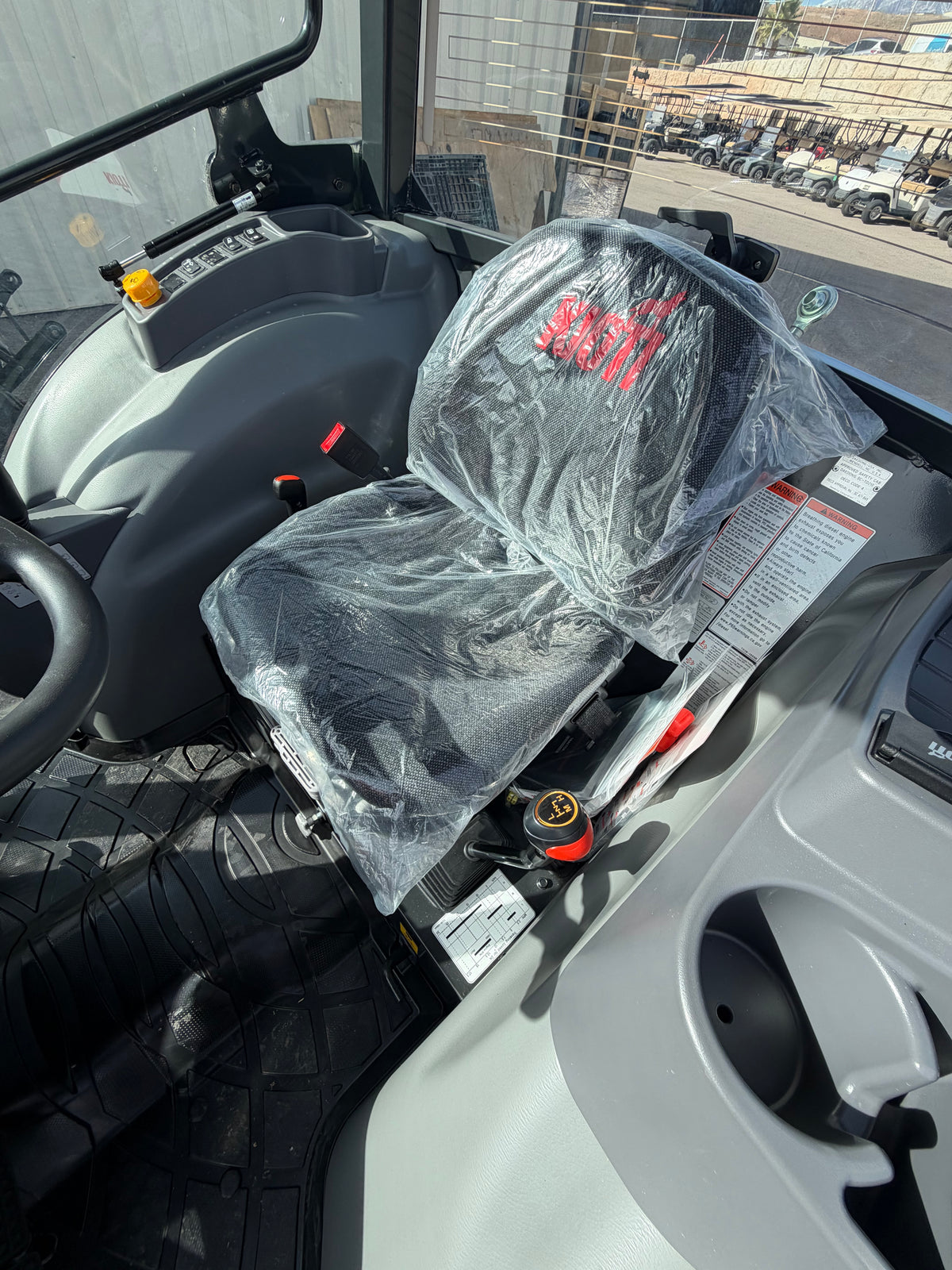 New KIOTI DK4720SE Cab Tractor