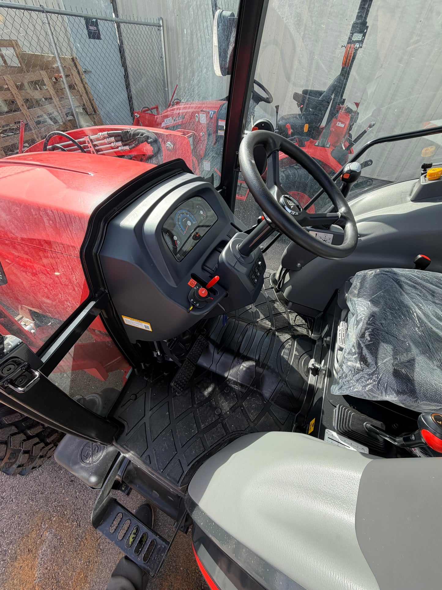 New KIOTI DK4720SE Cab Tractor