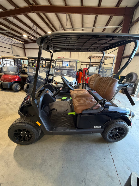 2026 EZGO RXV ELiTE Lithium Golf Cart