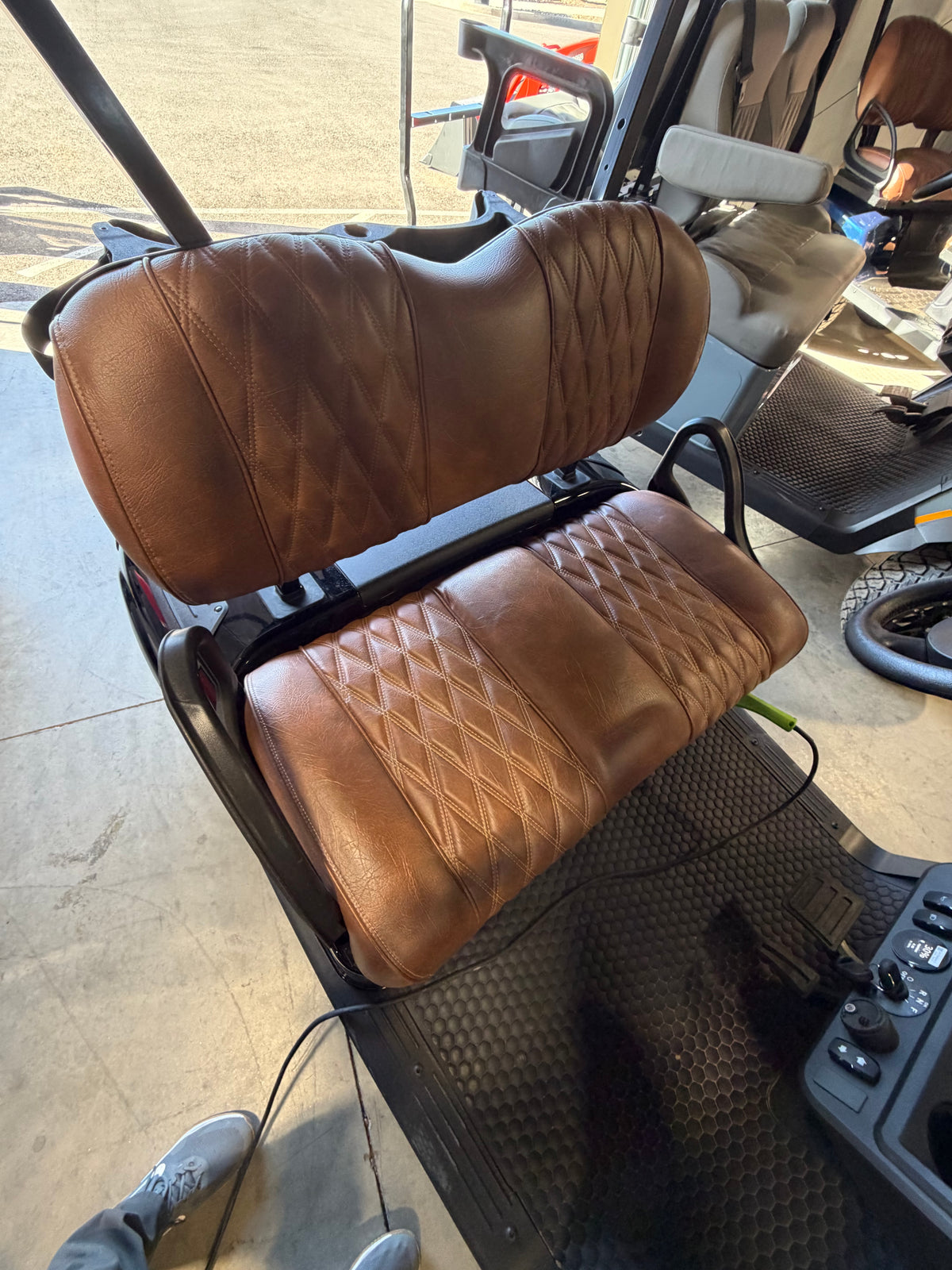 2026 EZGO RXV ELiTE Lithium Golf Cart