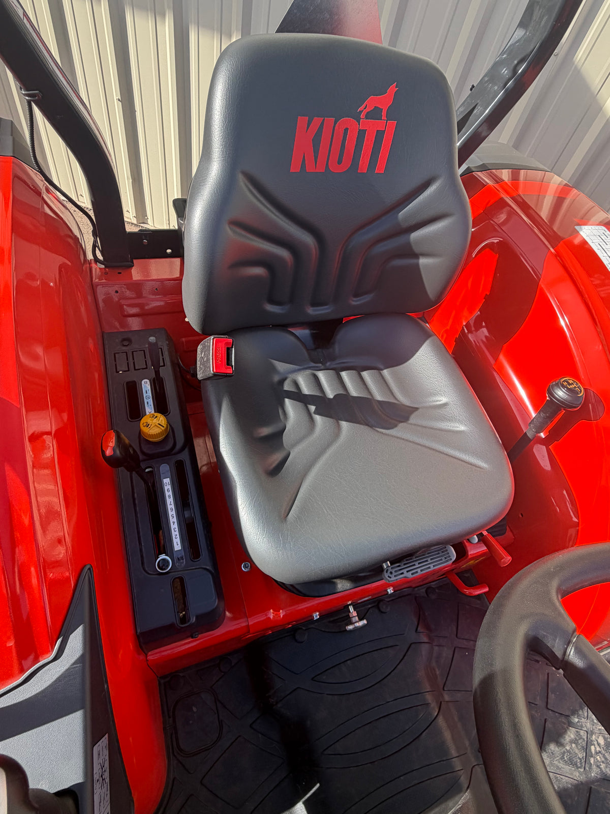 KIOTI DK5320SE HST **0% FINANCING AVAILABLE**