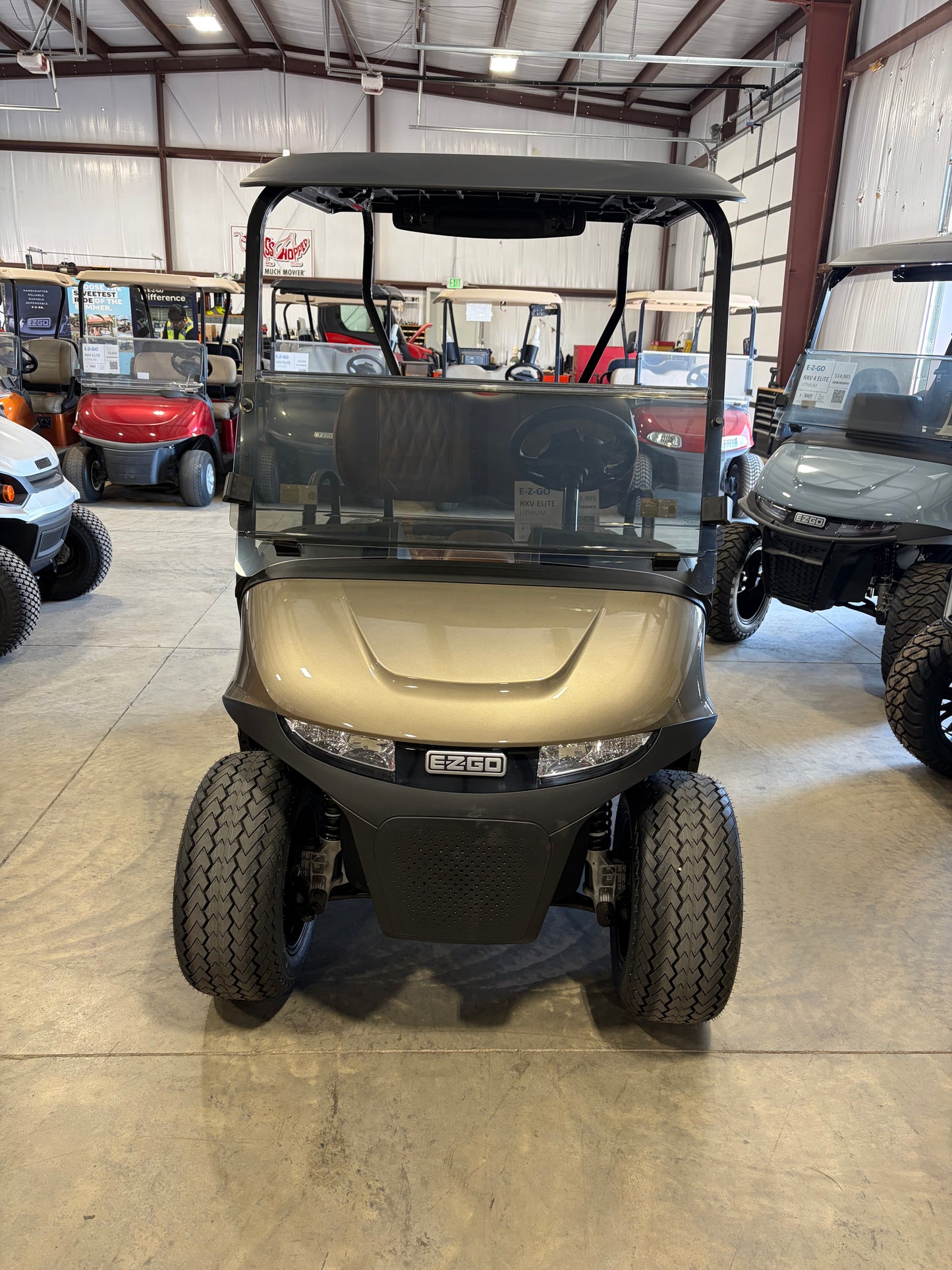 #7 2026 EZGO RXV ELiTE Lithium Golf Cart