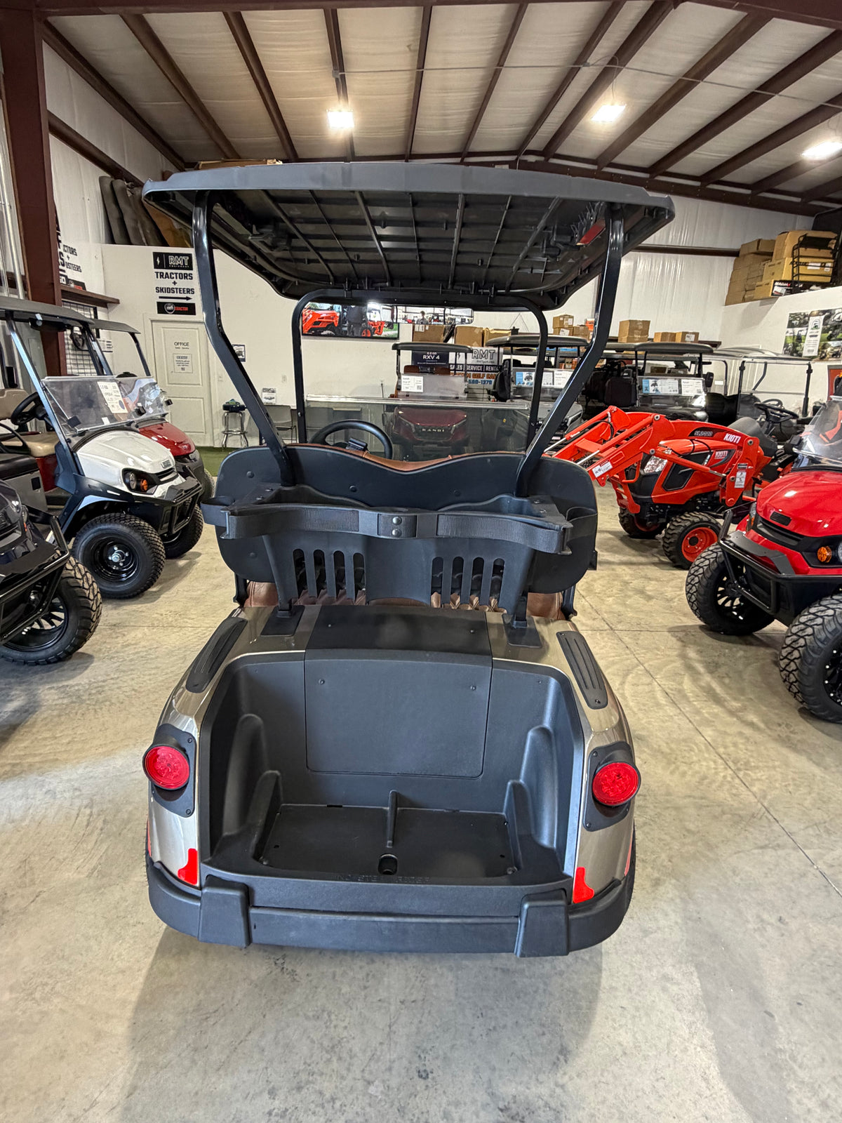 #7 2026 EZGO RXV ELiTE Lithium Golf Cart