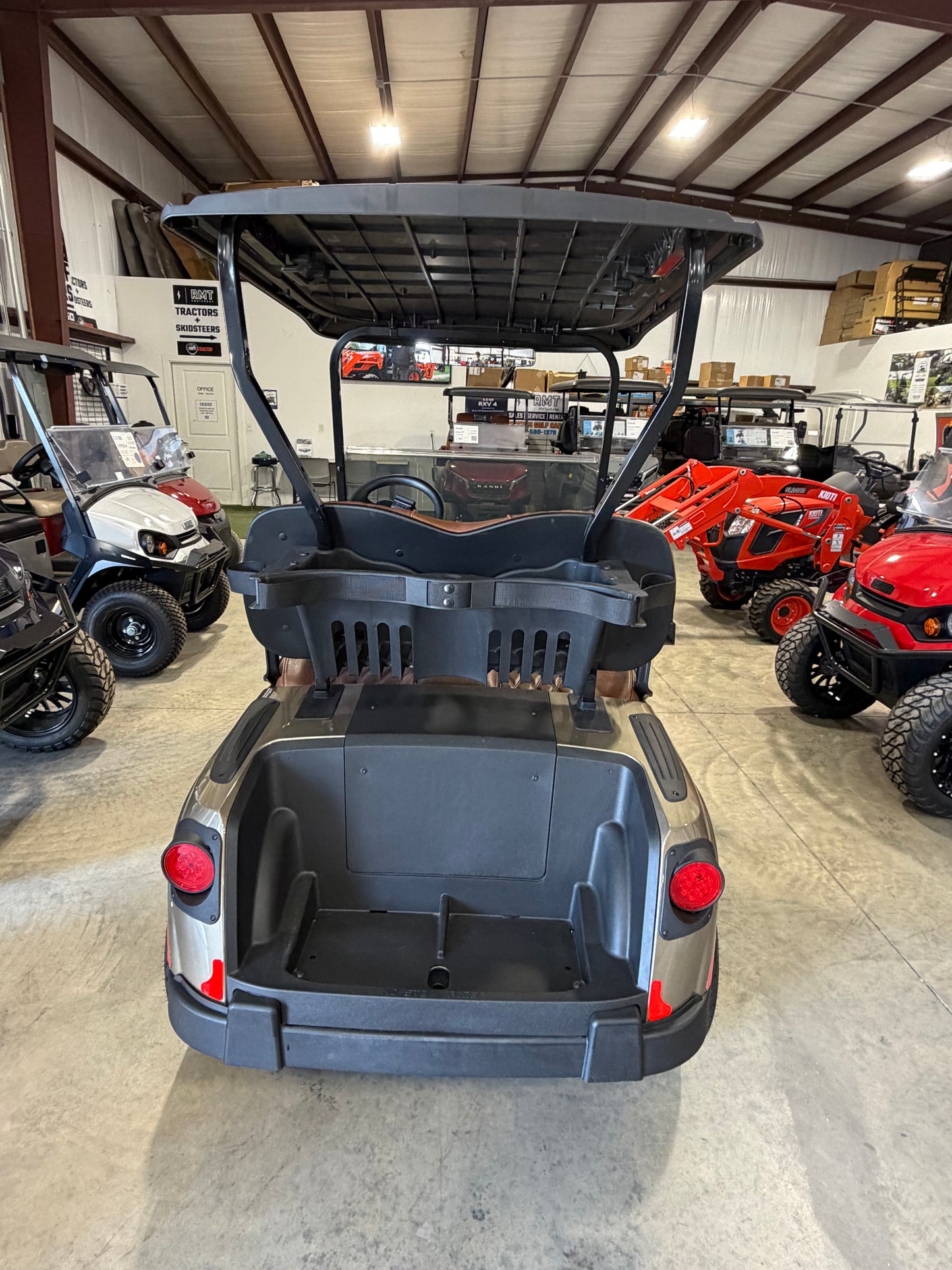 #7 2026 EZGO RXV ELiTE Lithium Golf Cart
