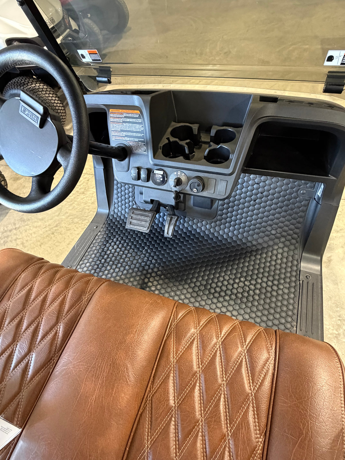#7 2026 EZGO RXV ELiTE Lithium Golf Cart