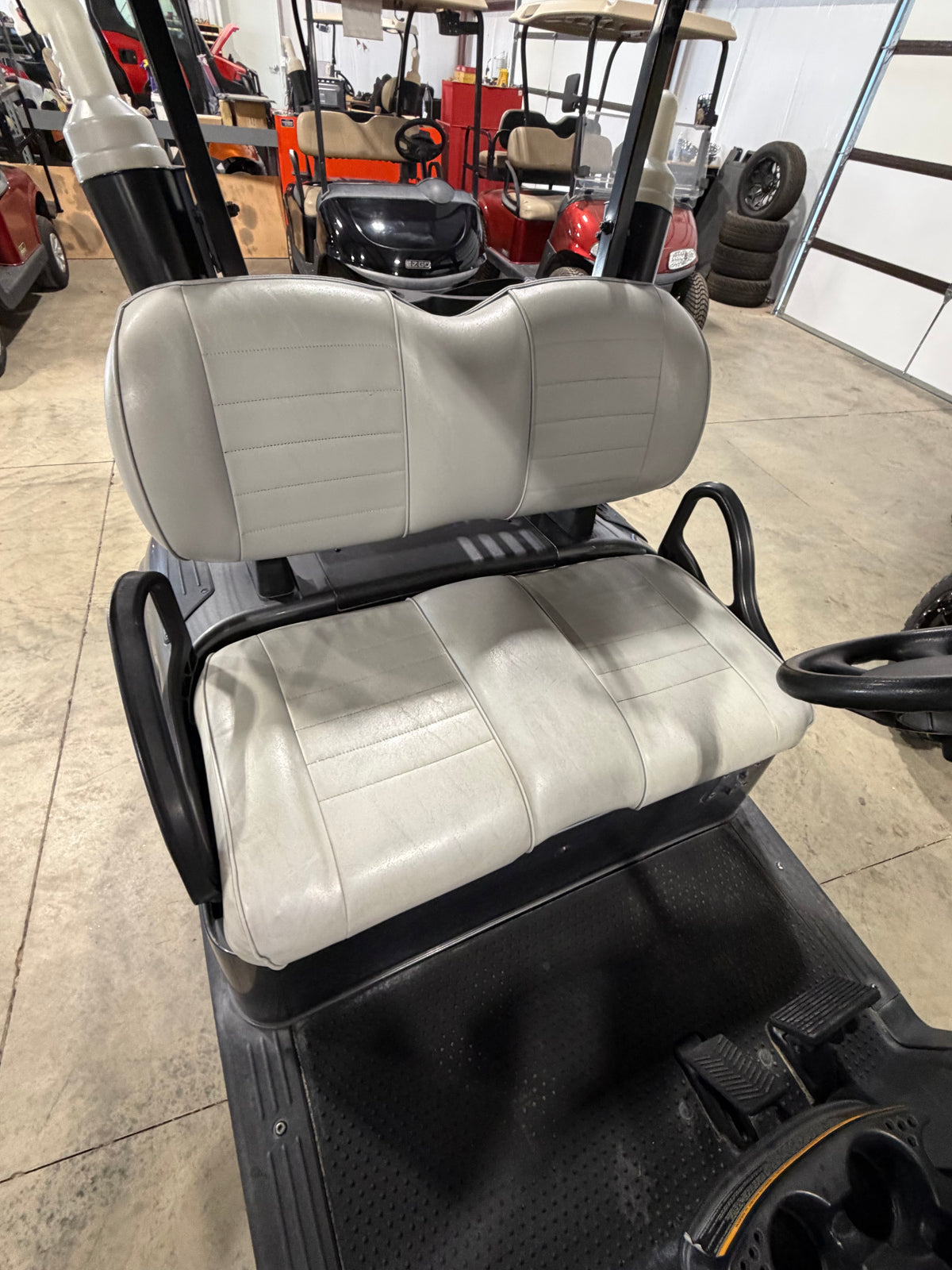 2021 EZGO RXV ELiTE Lithium Golf Cart