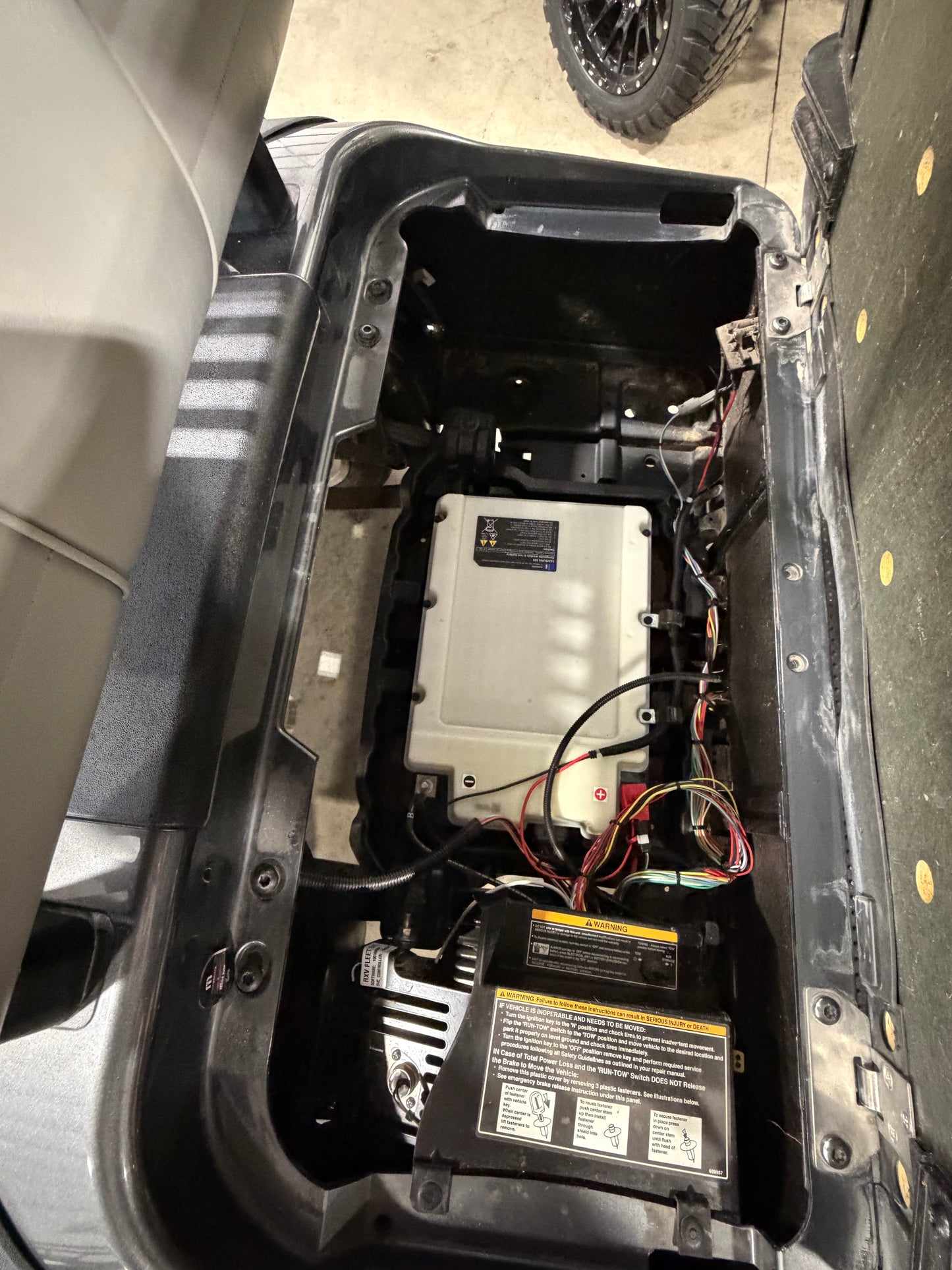 2021 EZGO RXV ELiTE Lithium Golf Cart
