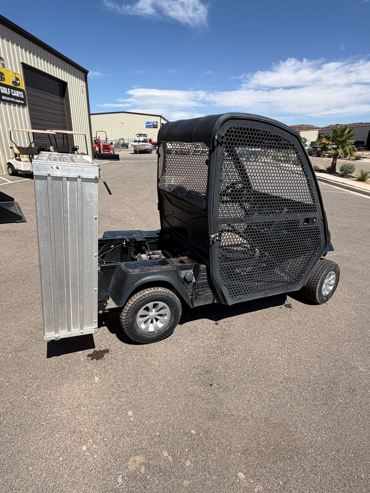 #8 2021 Cushman Hauler 1200 w/ball cage