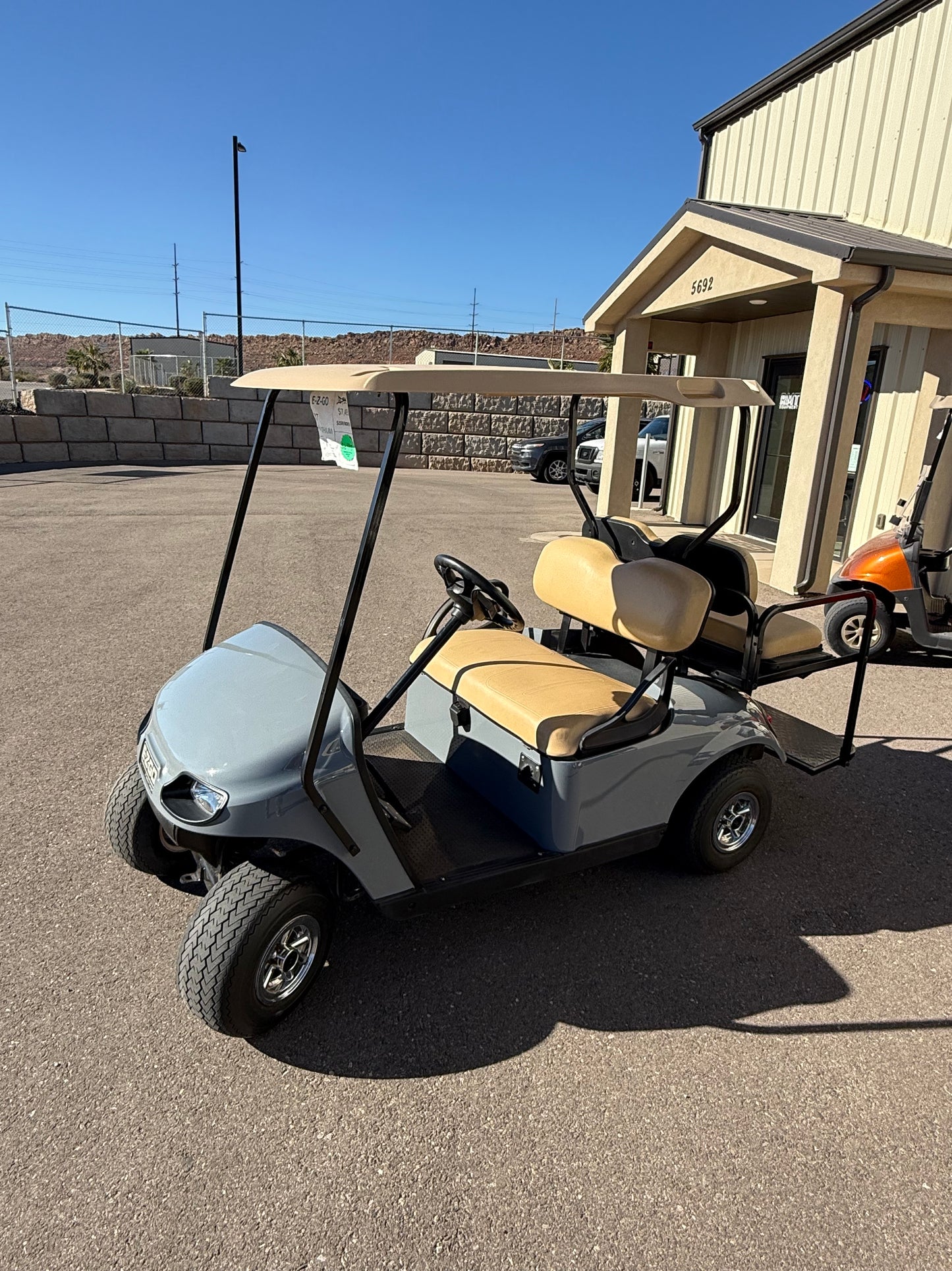 2018 EZGO TXT Lithium Golf Cart