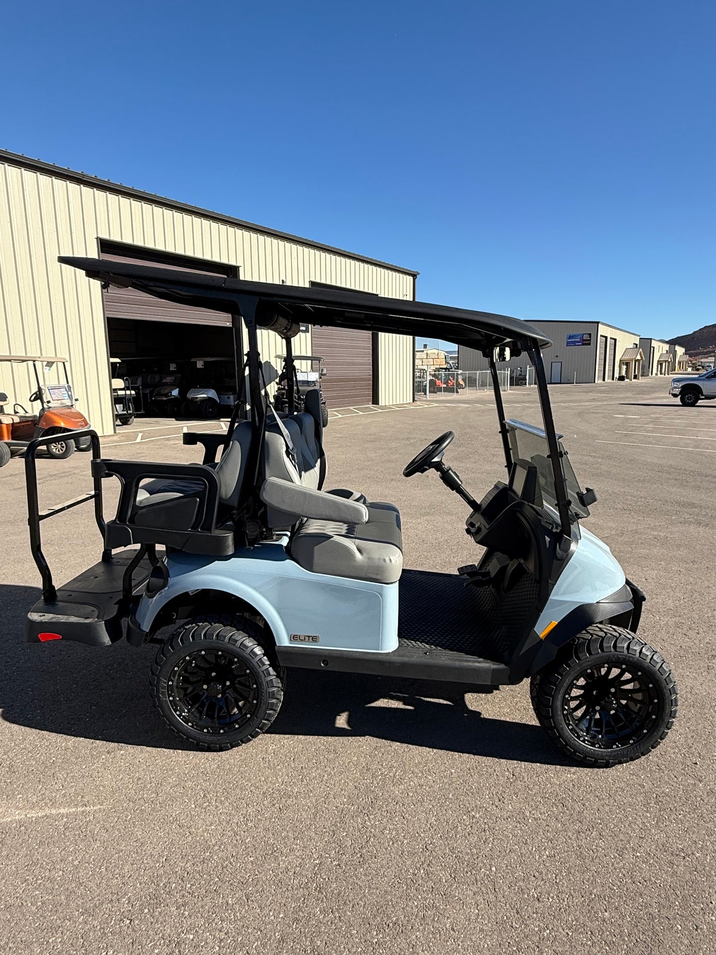 2026 EZGO RXV 4 Elite Golf Cart