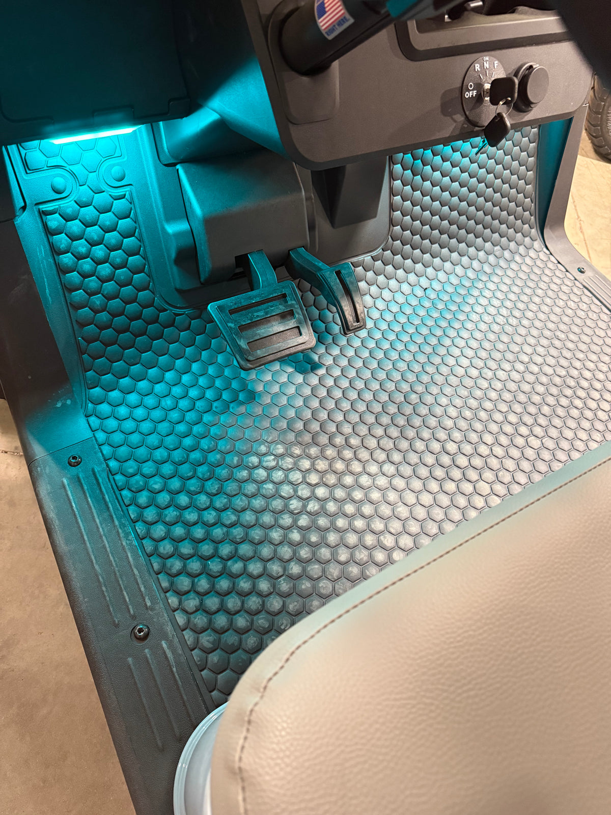 2026 EZGO RXV 4 Elite Golf Cart