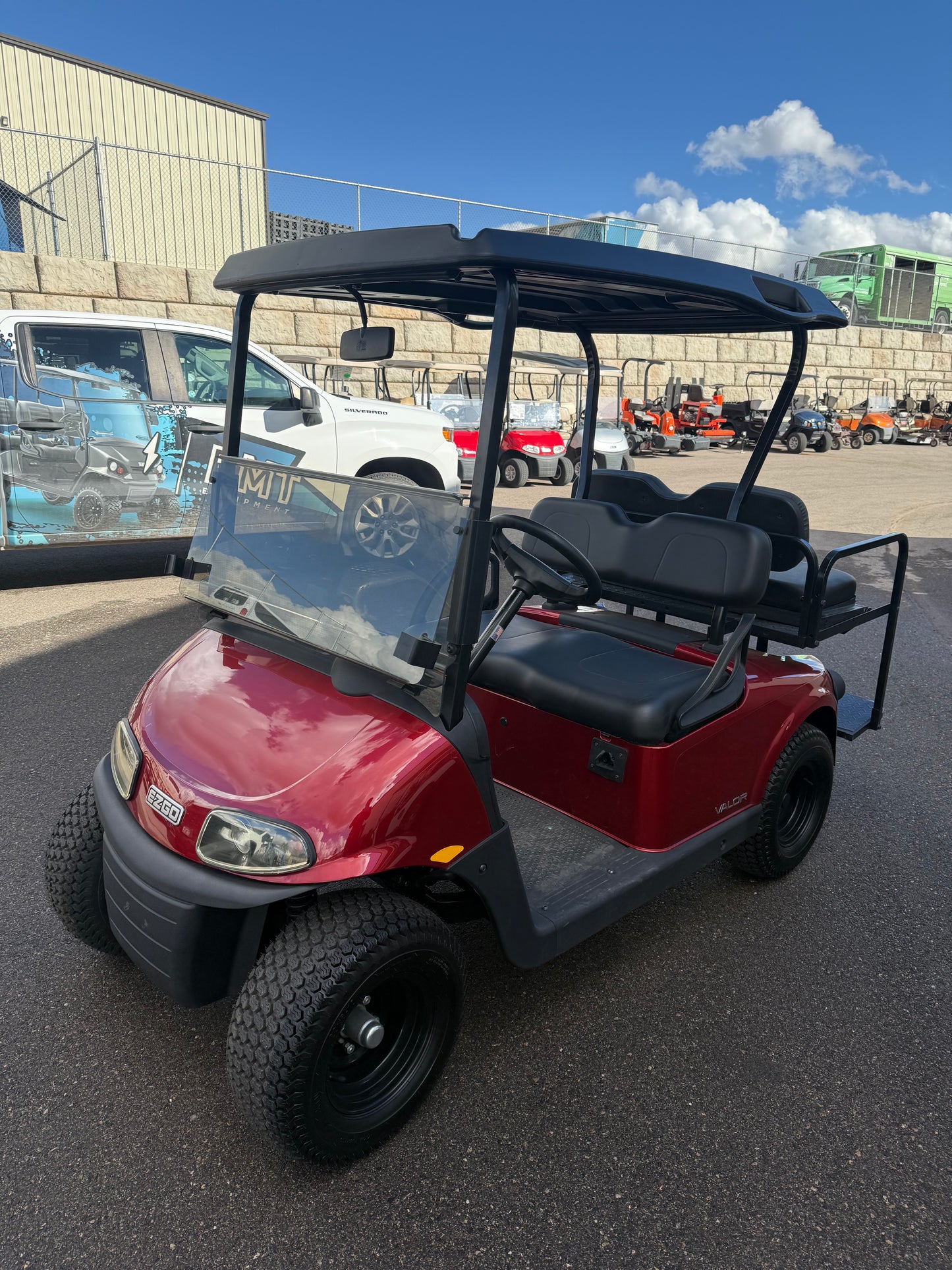 2023 EZGO VALOR 4 Golf Cart