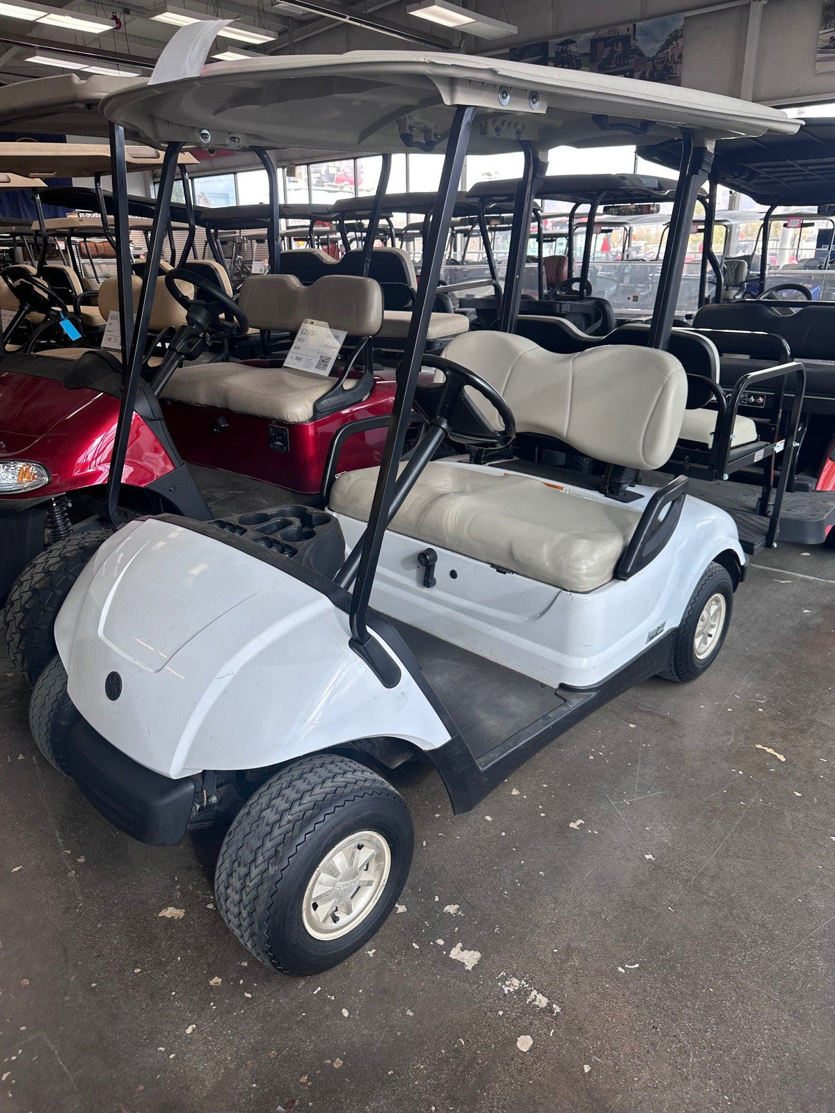 2015 YAMAHA G29 Drive EFI Gas GOLF CART with rear facing bench seat