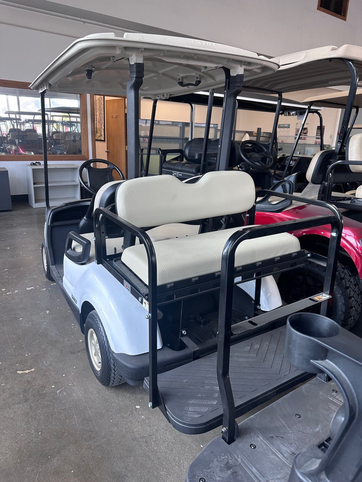 2015 YAMAHA G29 Drive EFI Gas GOLF CART with rear facing bench seat