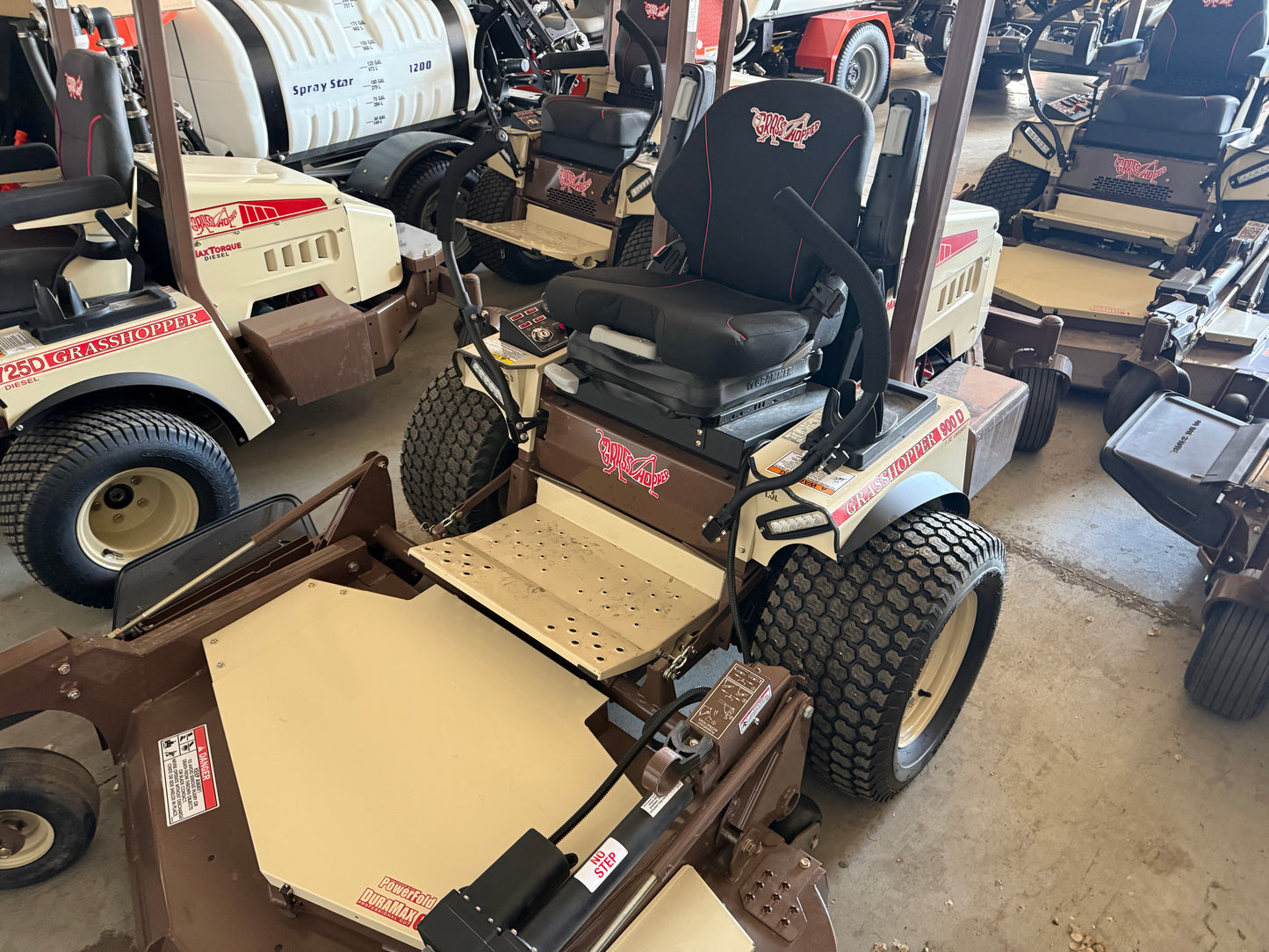 Grasshopper 900DL 1.3L POWER UNIT - 61" SD ROTARY DECK W/POWER FOLD