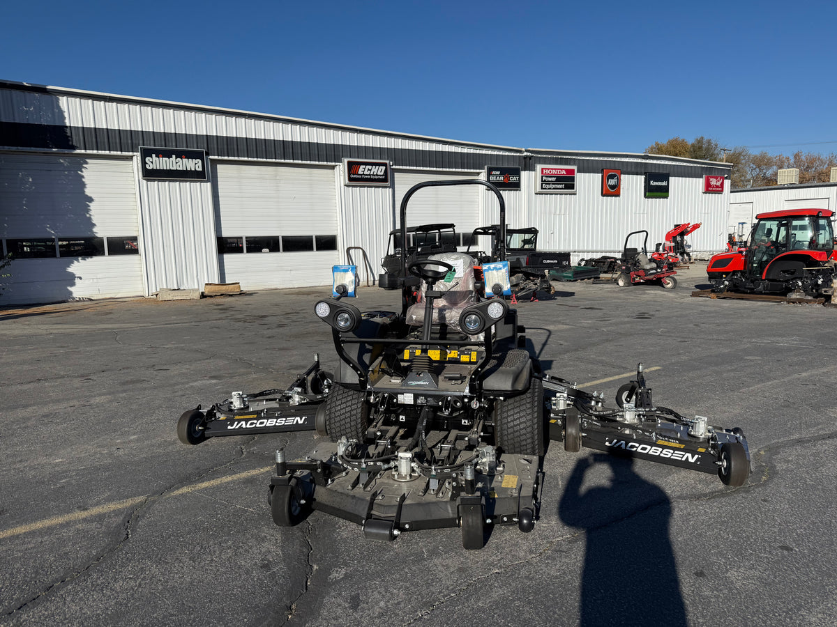 Jacobsen HR700 Large-Area Rotary Mower– Fully Equipped