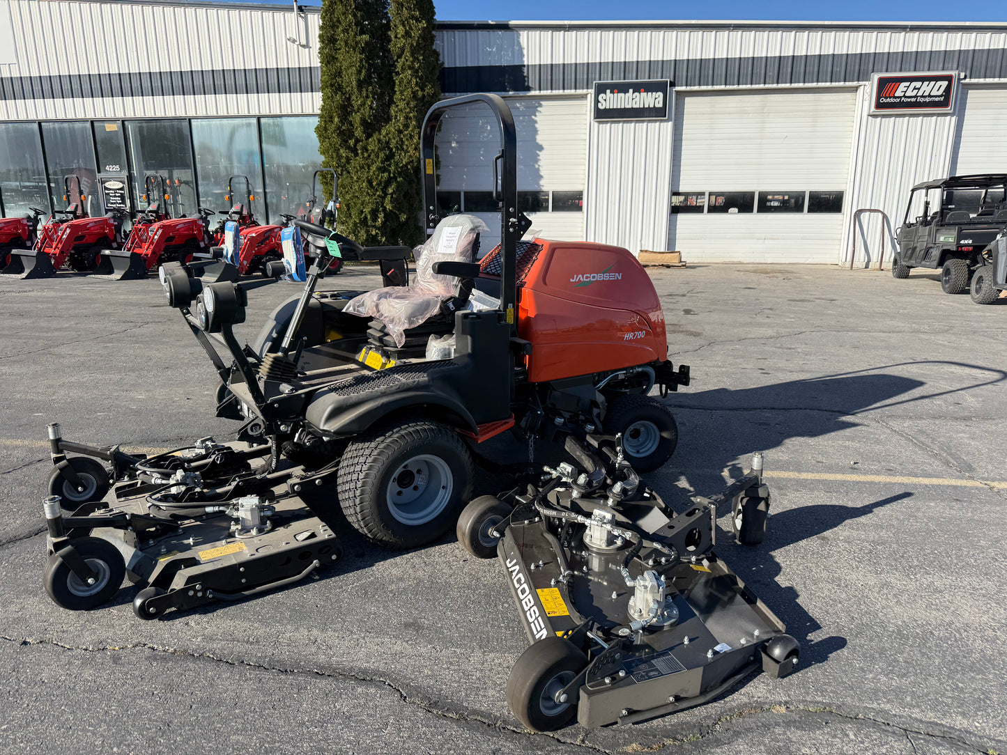 Jacobsen HR700 Large-Area Rotary Mower– Fully Equipped